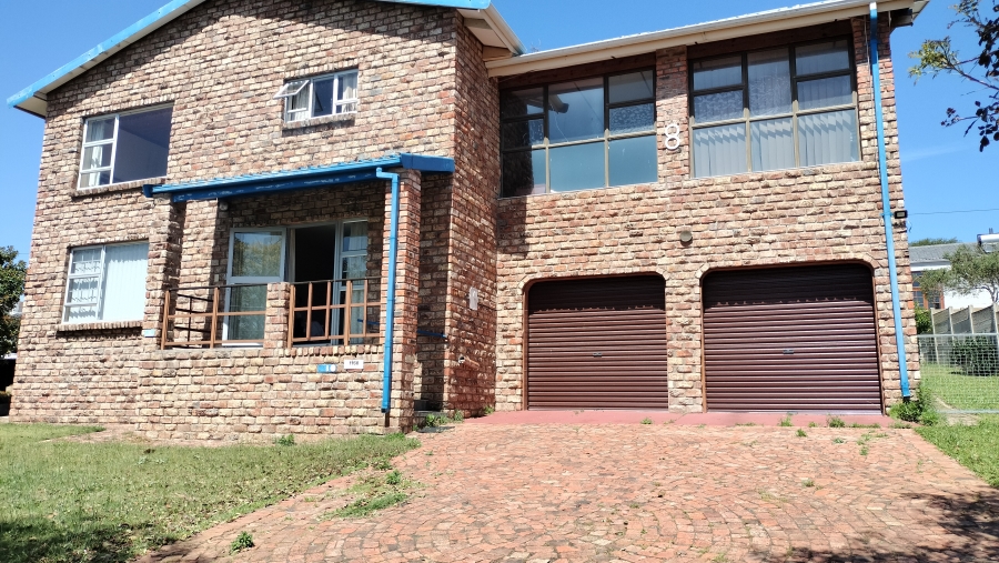 4 Bedroom Property for Sale in Fraaiuitsig Western Cape